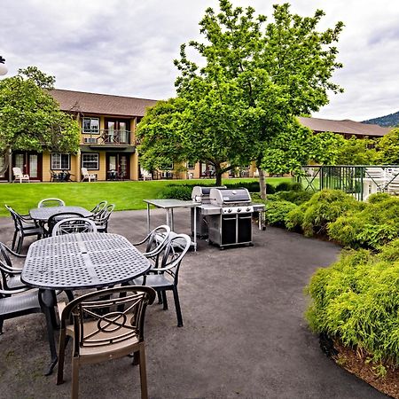 Balcomo, A Ramada By Wyndham Penticton Ngoại thất bức ảnh
