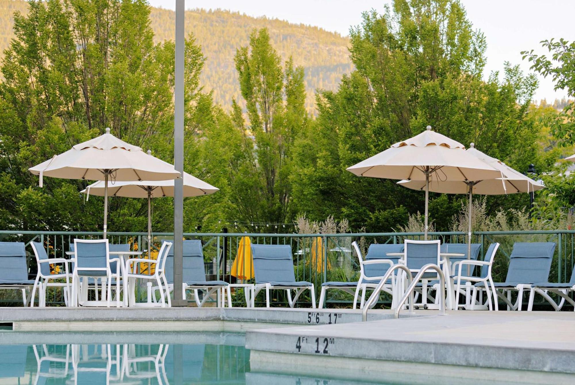 Balcomo, A Ramada By Wyndham Penticton Ngoại thất bức ảnh