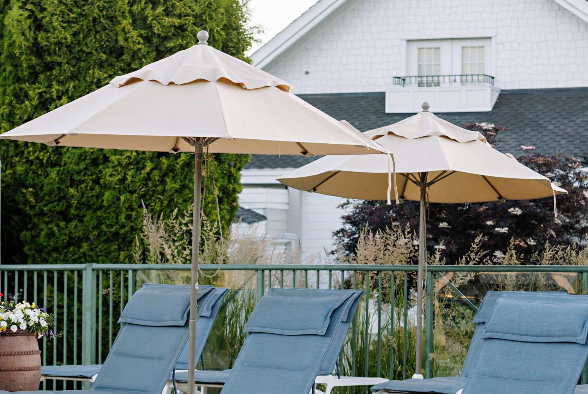 Balcomo, A Ramada By Wyndham Penticton Ngoại thất bức ảnh